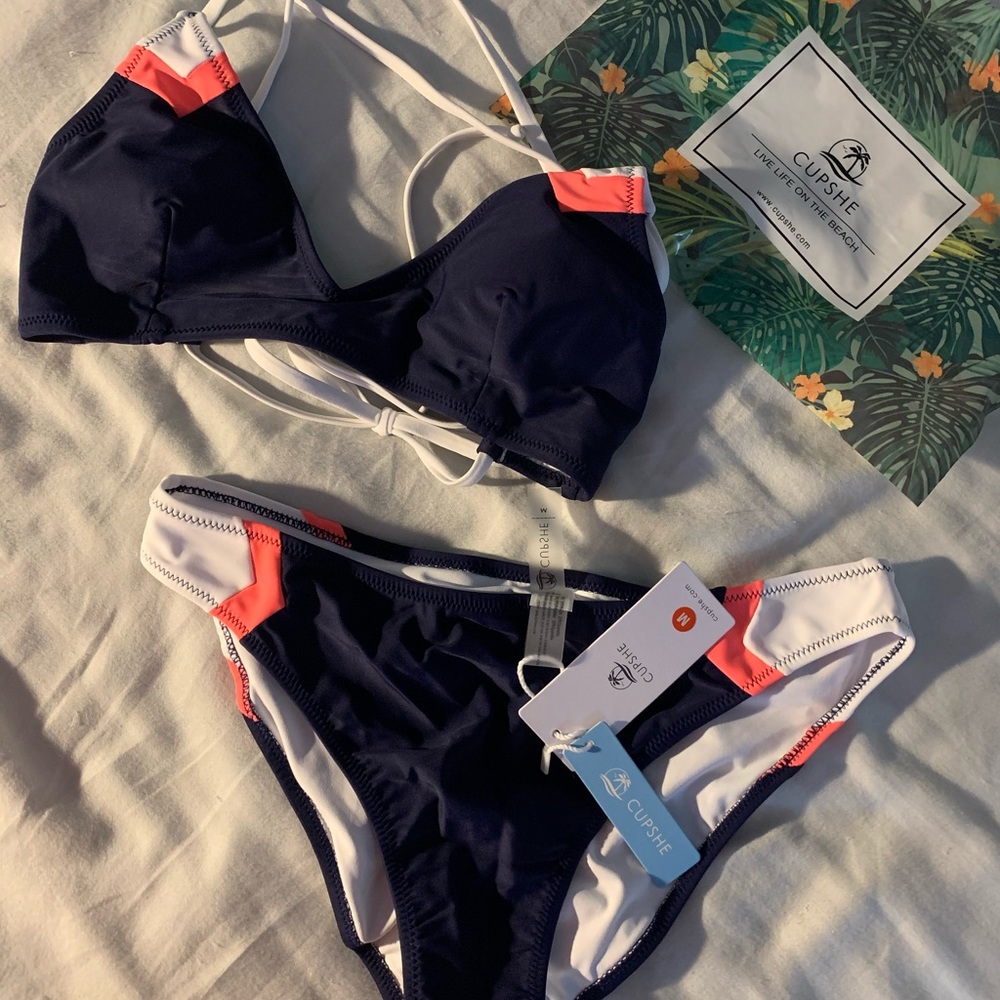 Cupshe bathing suit. New with tags